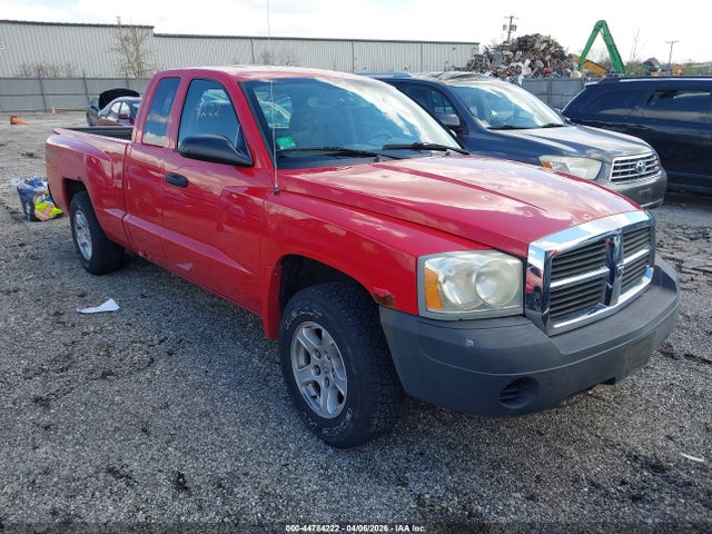 Salvage Dodge Dakota Image