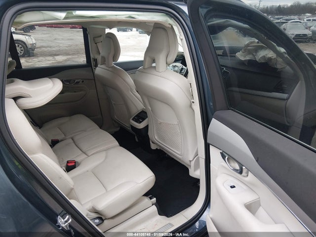 Volvo XC90 T5 Momentum 7 Passenger