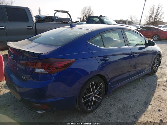 Hyundai ELANTRA Sport