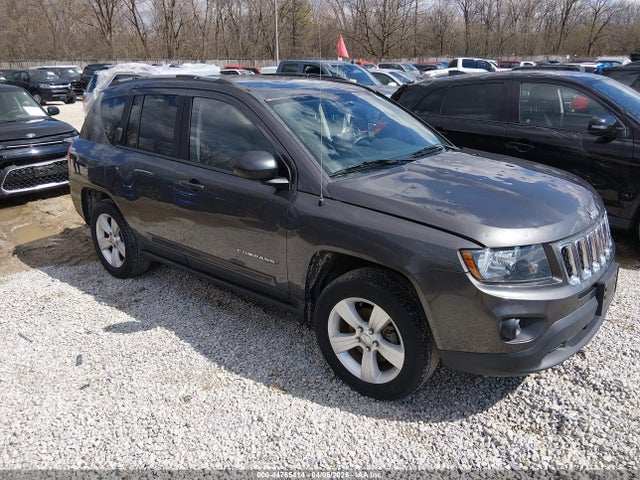 Salvage Jeep Compass Image