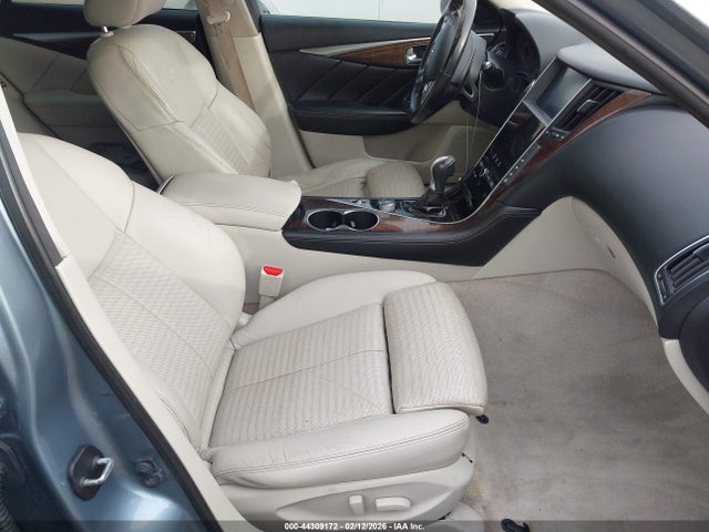 INFINITI Q50 Hybrid Sport