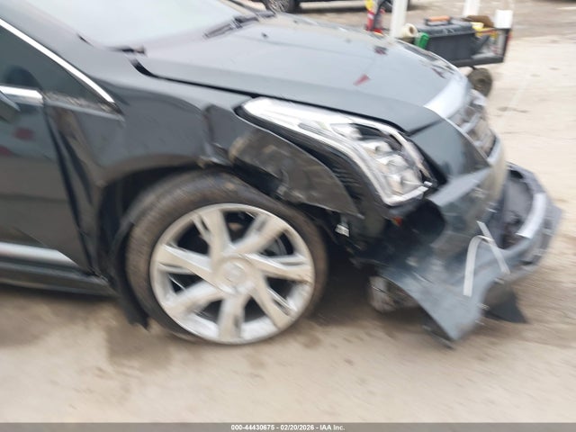 Cadillac ELR Standard