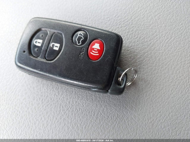 Toyota Highlander Limited V6
