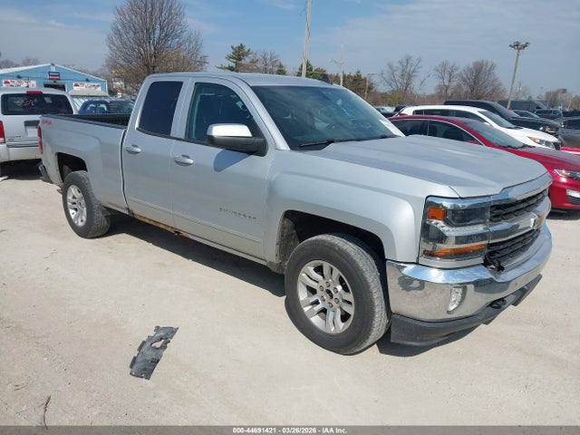 Salvage Chevrolet Silverado 1500 Image