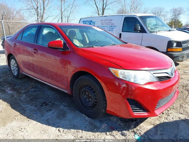 Salvage Toyota Camry Image