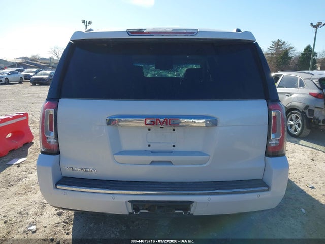 GMC Yukon Denali