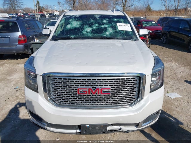 GMC Yukon Denali