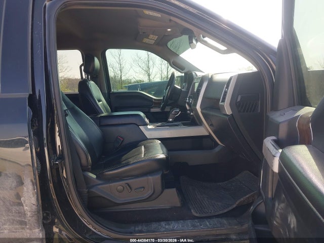 Ford F-150 Lariat