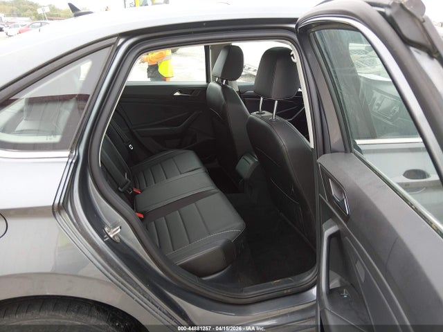 Volkswagen Jetta 1.5t Se