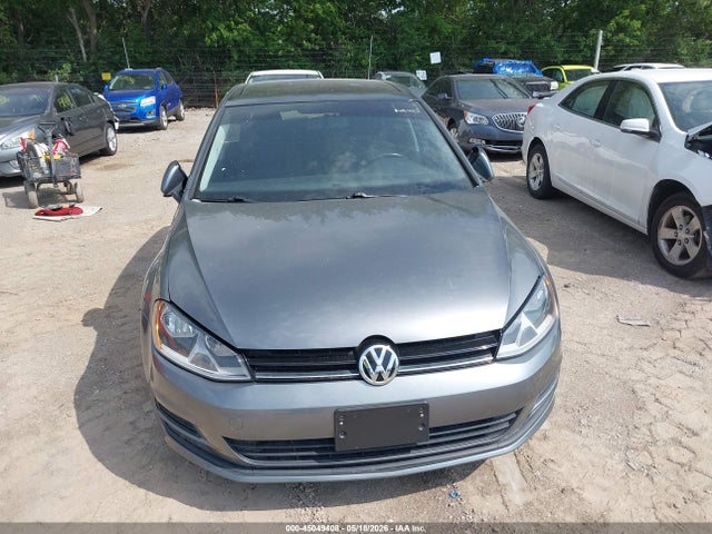 Volkswagen Golf Tsi S 4-door