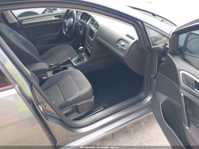 Volkswagen Golf Tsi S 4-door