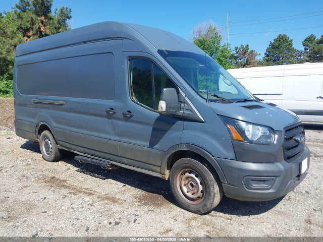 Salvage Ford Transit Image