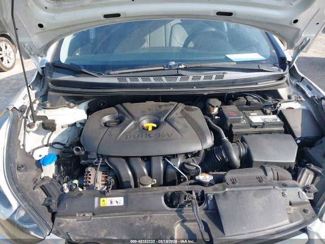 Hyundai ELANTRA Se