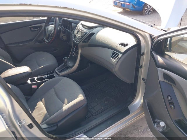 Hyundai ELANTRA Se