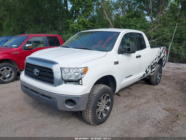 Toyota Tundra Sr5 5.7l V8