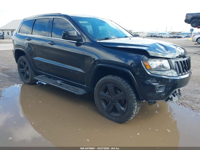 Salvage Jeep Grand Cherokee Image