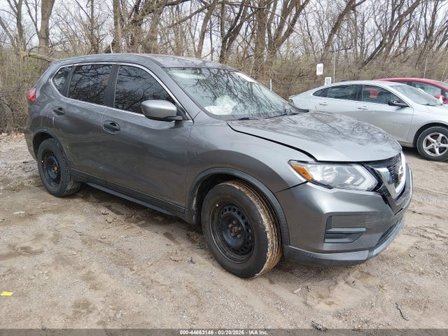 Salvage Nissan Rogue Image