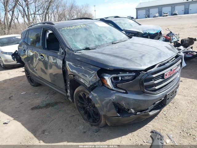 Salvage GMC Terrain Image