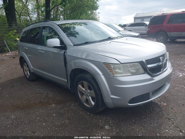 Salvage Dodge Journey Image