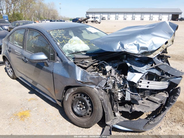 Salvage Toyota Corolla Image