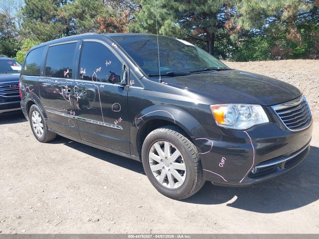 Salvage Chrysler Town & Country Image