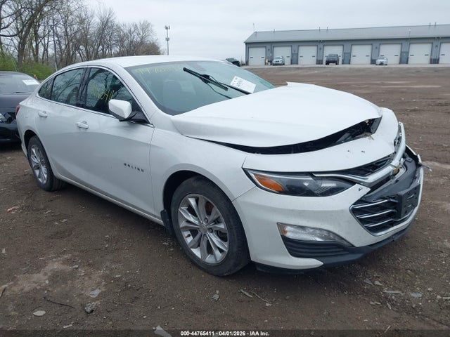 Salvage Chevrolet Malibu Image