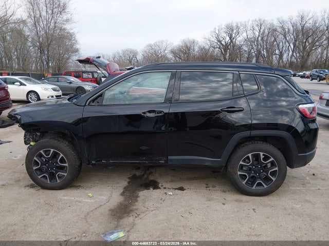 Jeep Compass Trailhawk 4x4