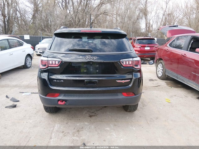 Jeep Compass Trailhawk 4x4