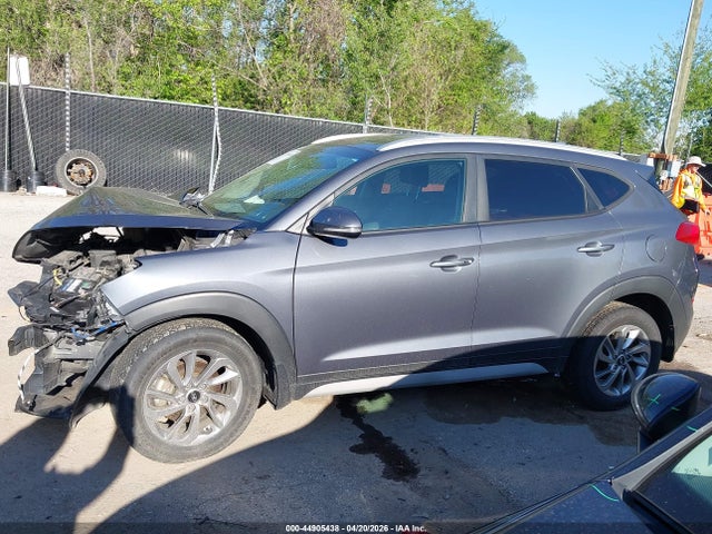 Hyundai TUCSON Se Plus