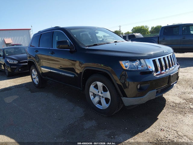 Salvage Jeep Grand Cherokee Image