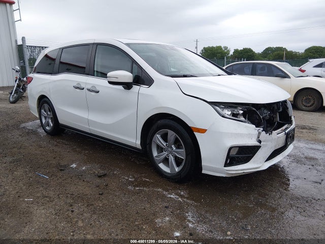 Salvage Honda Odyssey Image