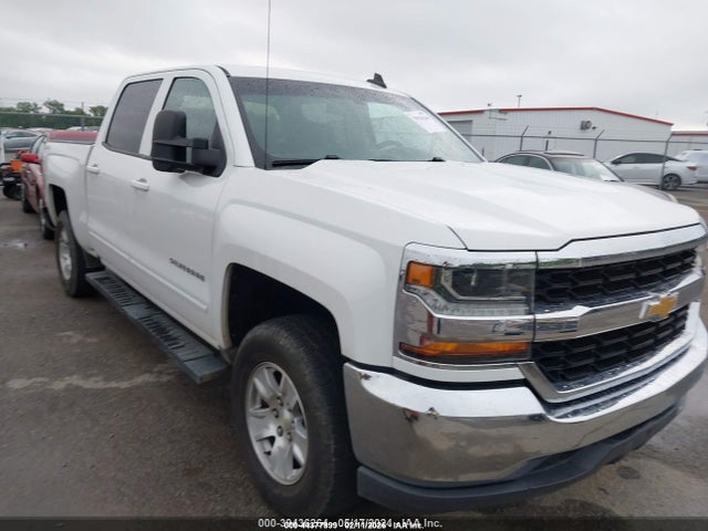 Salvage Chevrolet Silverado 1500 Image
