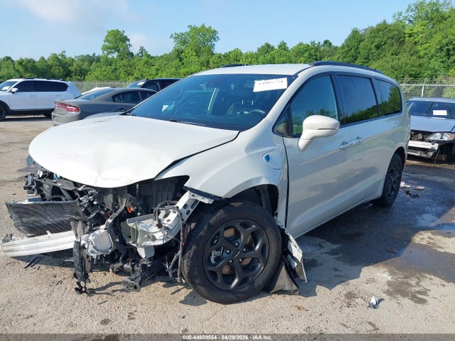 Chrysler Pacifica Limited