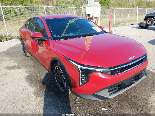 Salvage Kia K4 Image