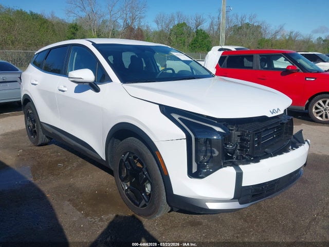 Salvage Kia Sportage Image