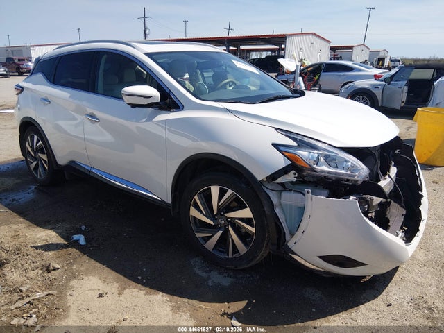 Salvage Nissan Murano Image