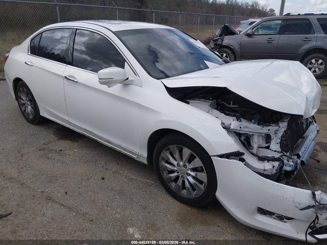 Salvage Honda Accord Image