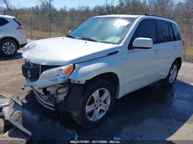 Suzuki Grand Vitara Luxury
