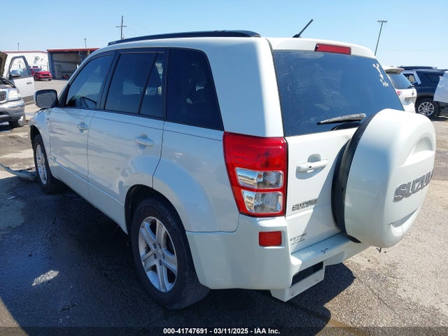 Suzuki Grand Vitara Luxury