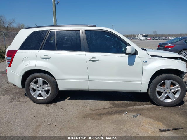 Suzuki Grand Vitara Luxury