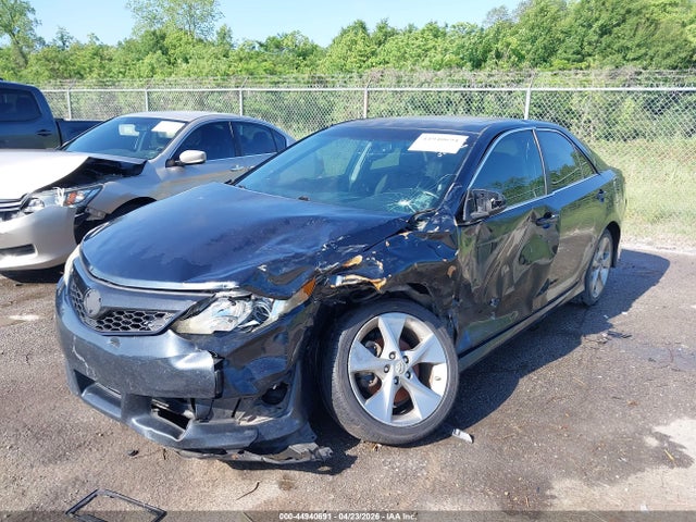 Toyota Camry Se V6