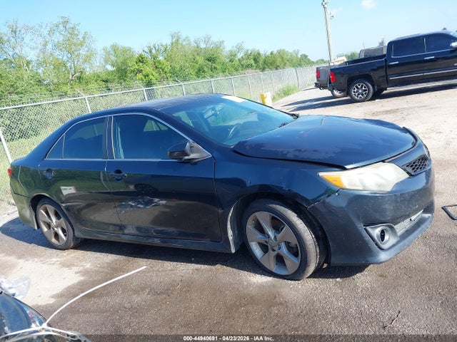 Toyota Camry Se V6