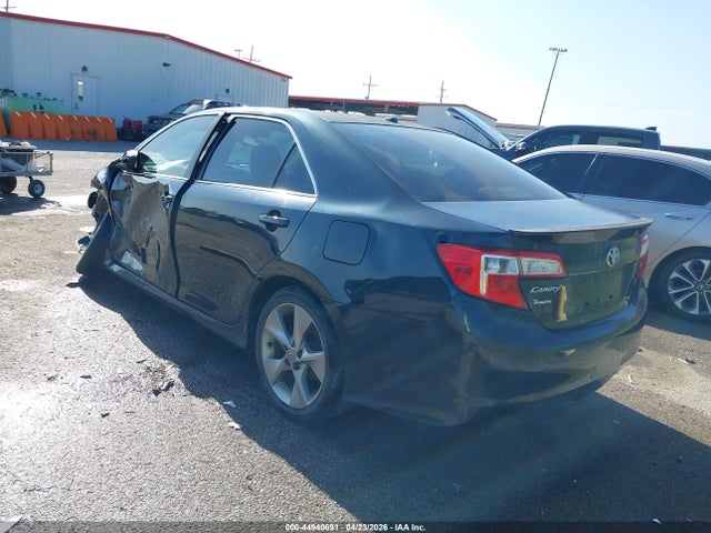 Toyota Camry Se V6