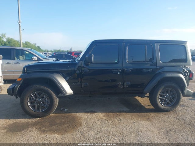 Jeep Wrangler 4-door Sport S 4x4