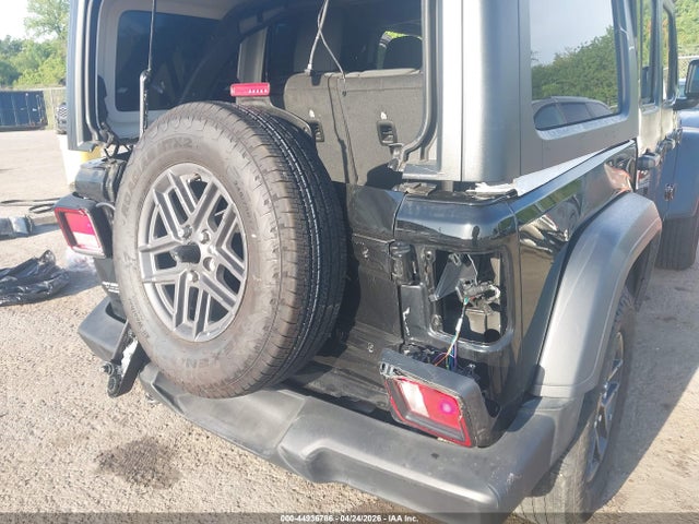 Jeep Wrangler 4-door Sport S 4x4