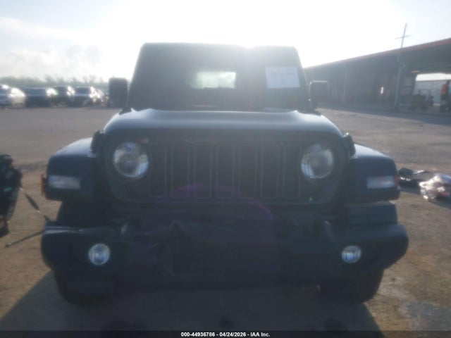 Jeep Wrangler 4-door Sport S 4x4