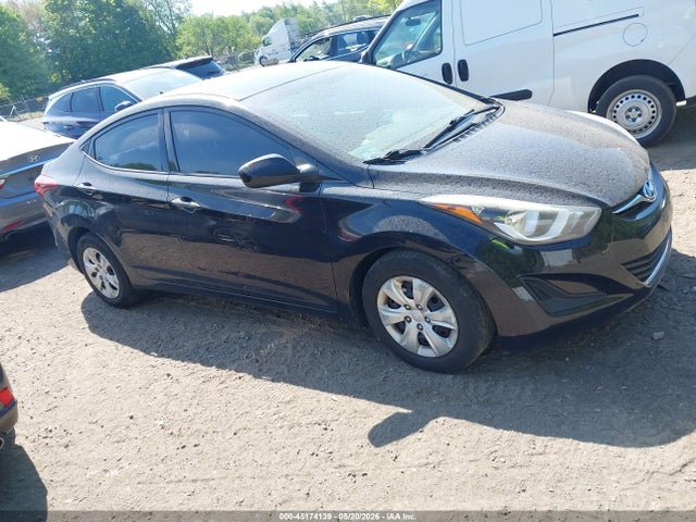 Salvage Hyundai ELANTRA Image