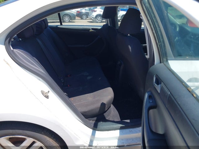 Volkswagen Jetta 2.0l S