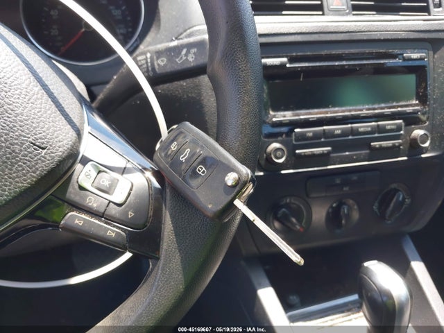 Volkswagen Jetta 2.0l S