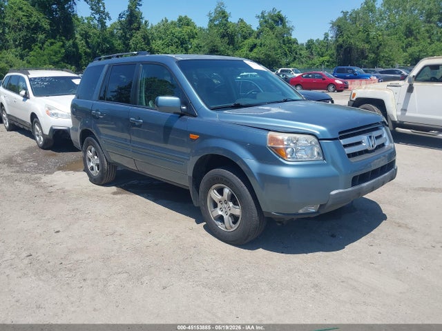 Salvage Honda Pilot Image